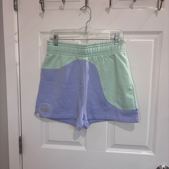 Nike short set - Picture 7 of 11